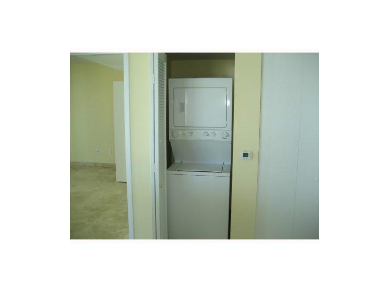 LATITUDE ON THE RIVER - Residential Lease