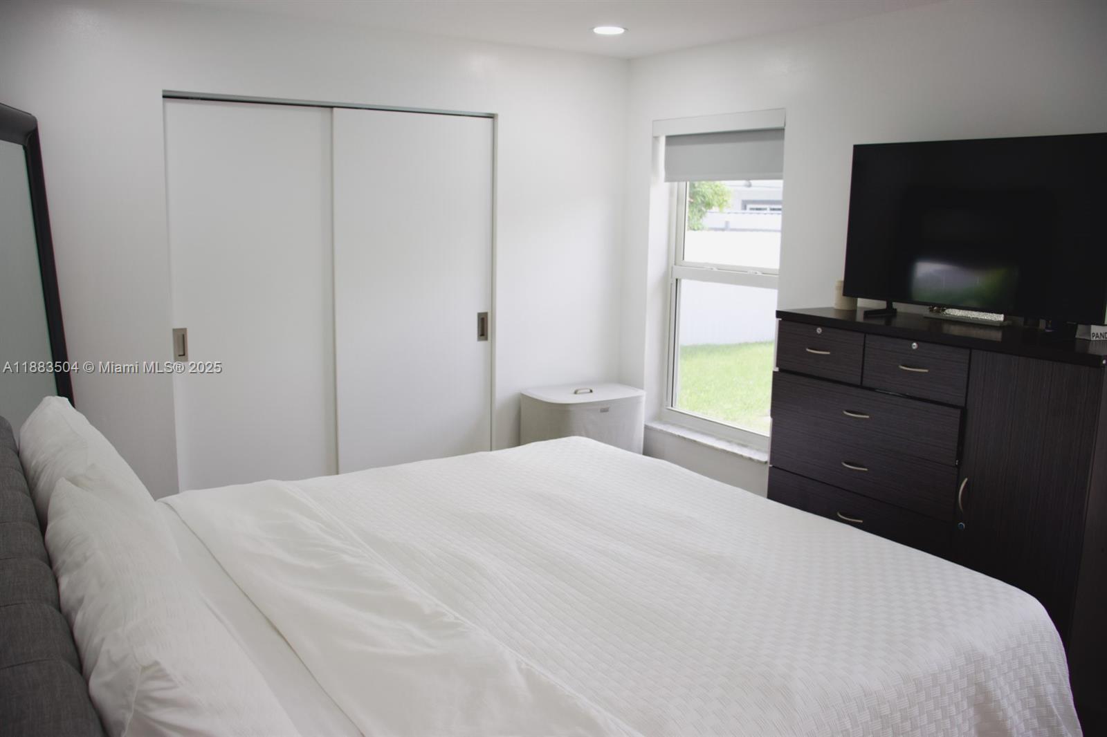 CEDAR CREEK - Residential Lease