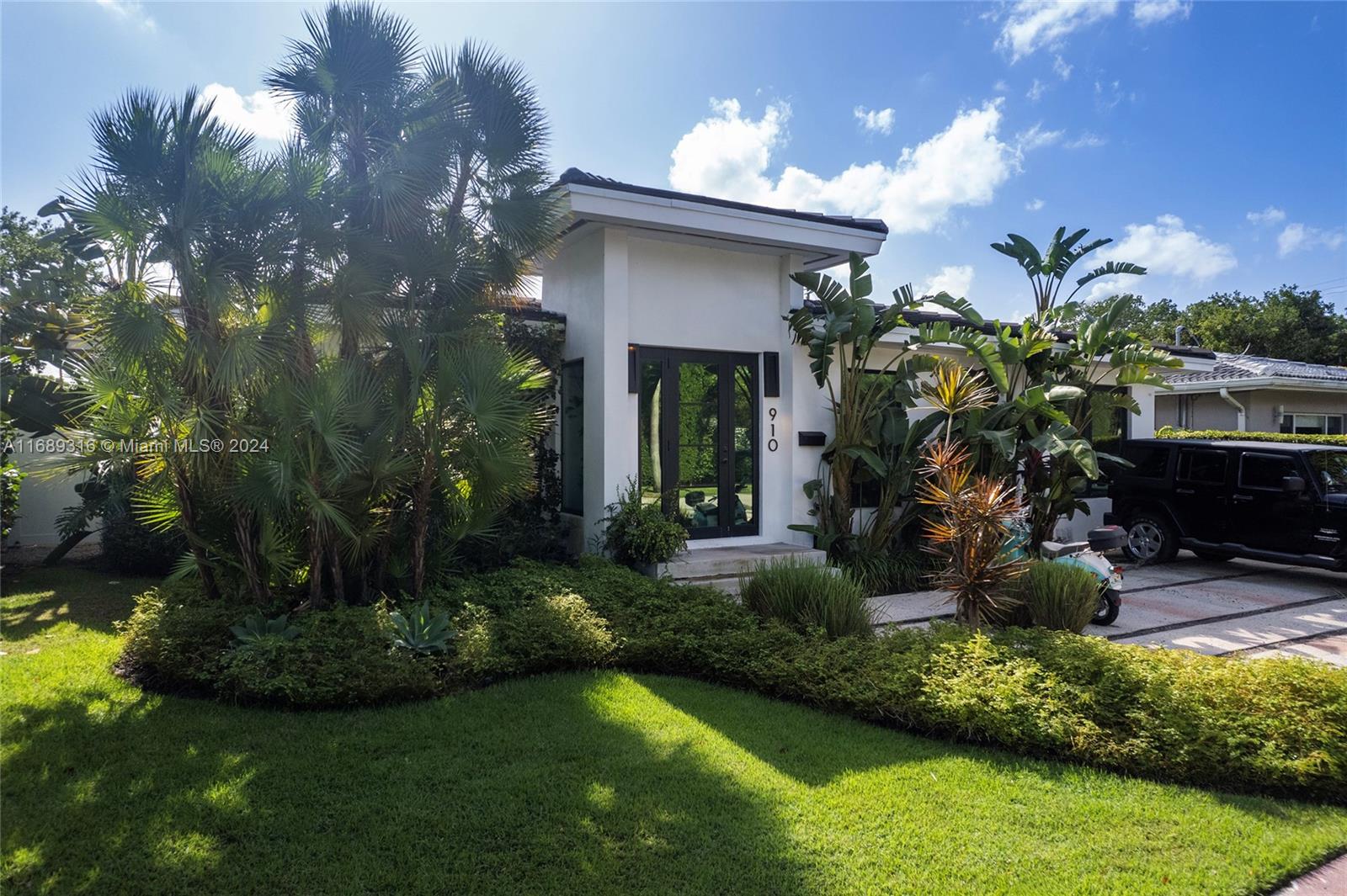 NAUTILUS EXTENSION 4TH - Residential