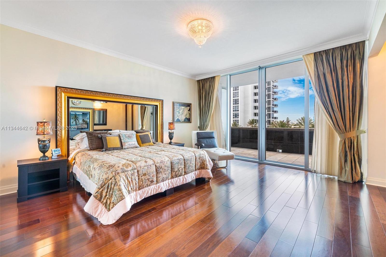 10295 COLLINS AVE RESDNTA - Residential