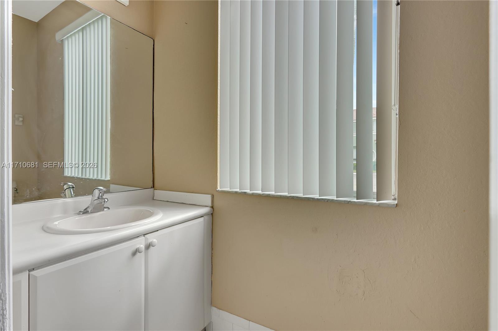 SHOMA TOWNHOMES AT KEYSCO - Residential