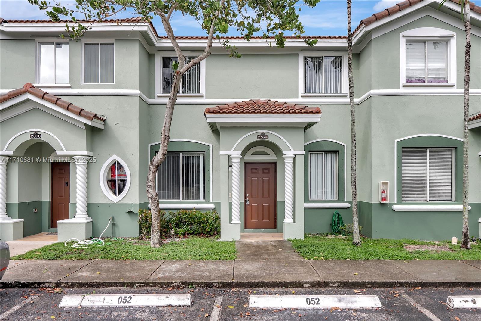 SHOMA TOWNHOMES AT KEYSCO - Residential