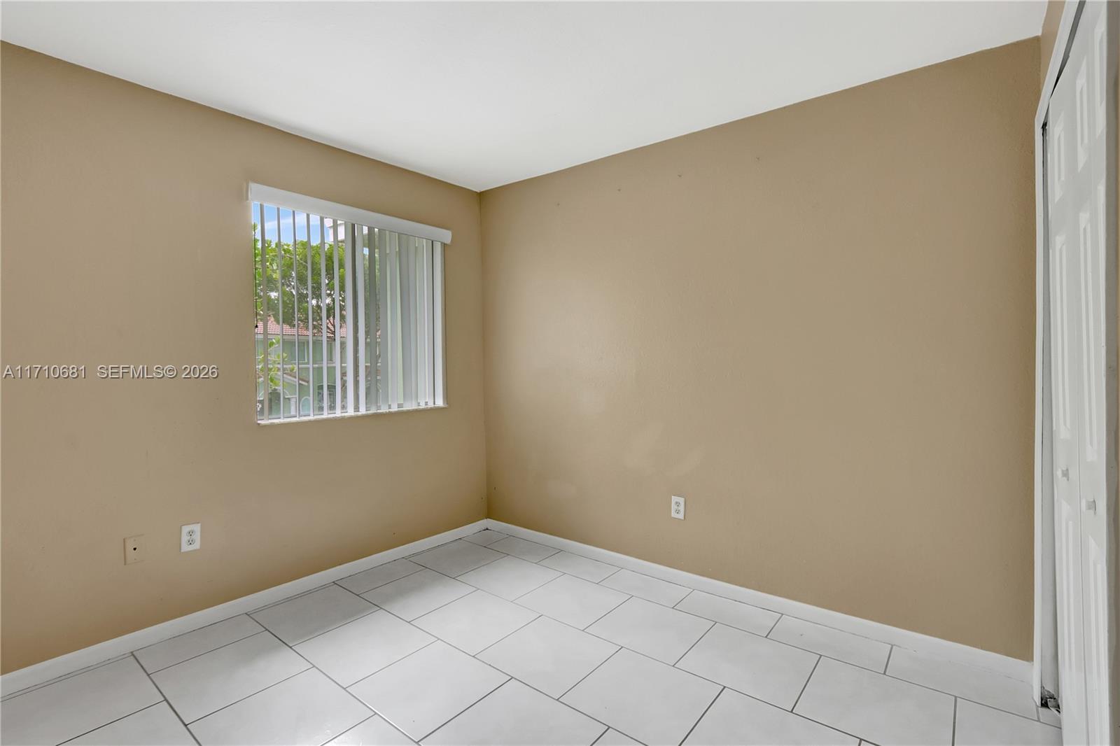 SHOMA TOWNHOMES AT KEYSCO - Residential