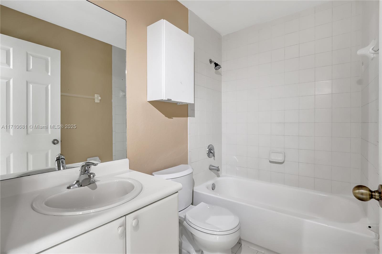 SHOMA TOWNHOMES AT KEYSCO - Residential