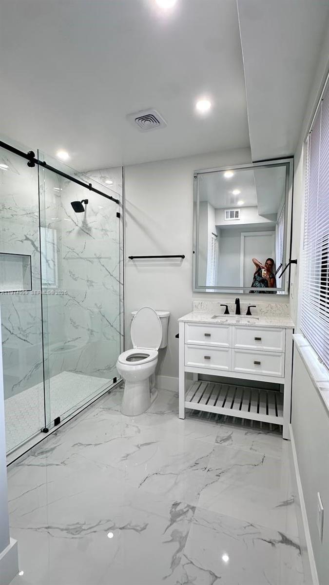 BRICKELL ESTATES - Residential Lease