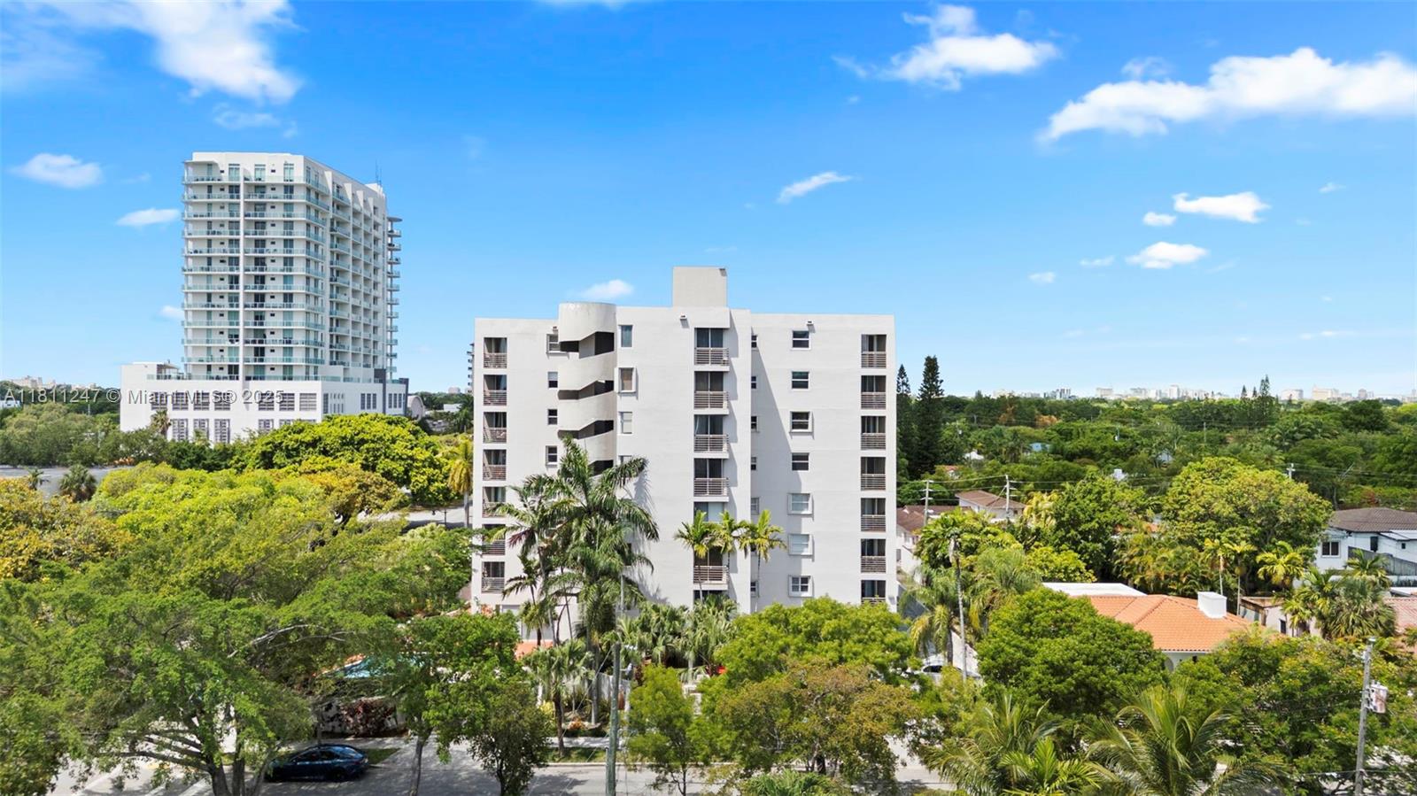 2400 SW 3rd Ave 606