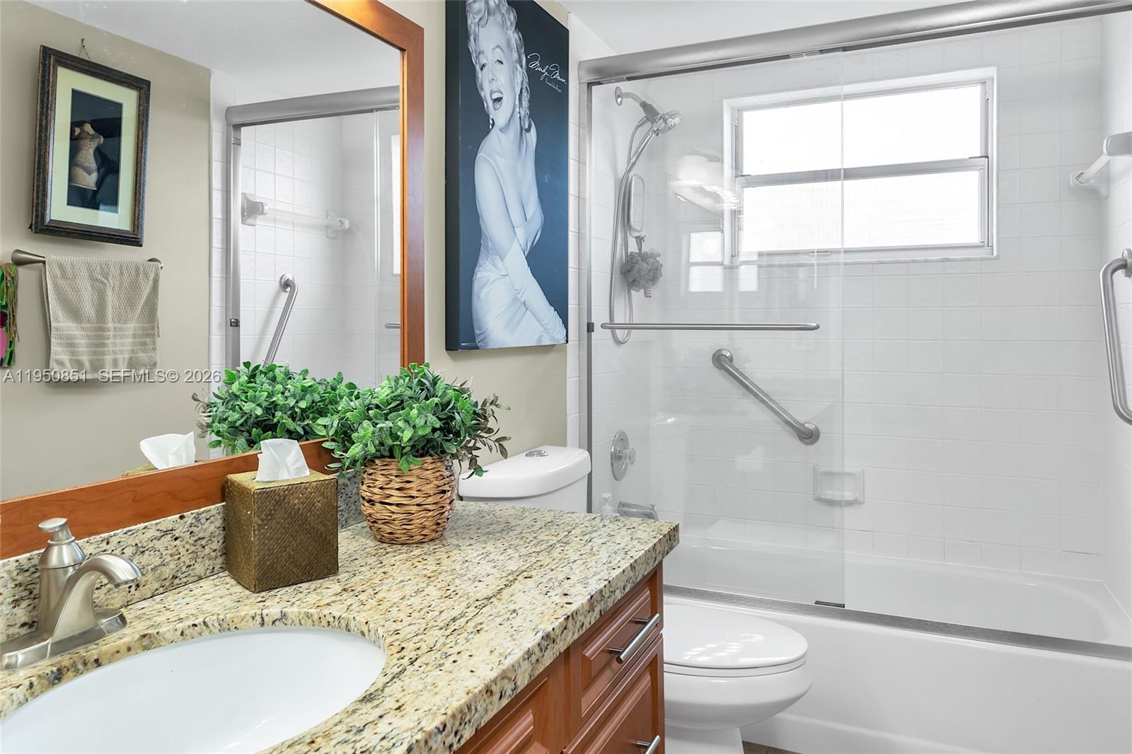 SUNRISE LAKES 190 CONDO - Residential