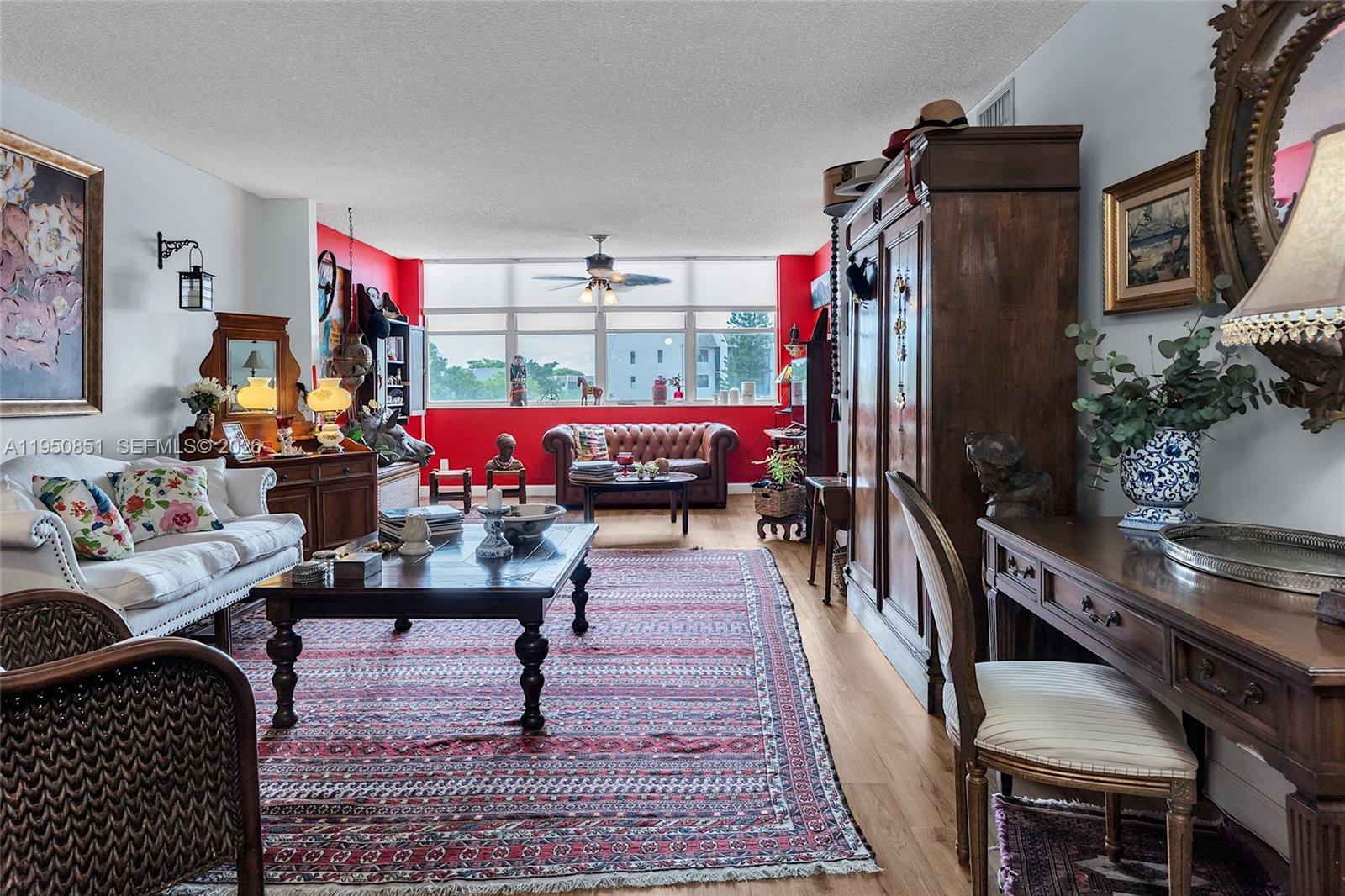 SUNRISE LAKES 190 CONDO - Residential