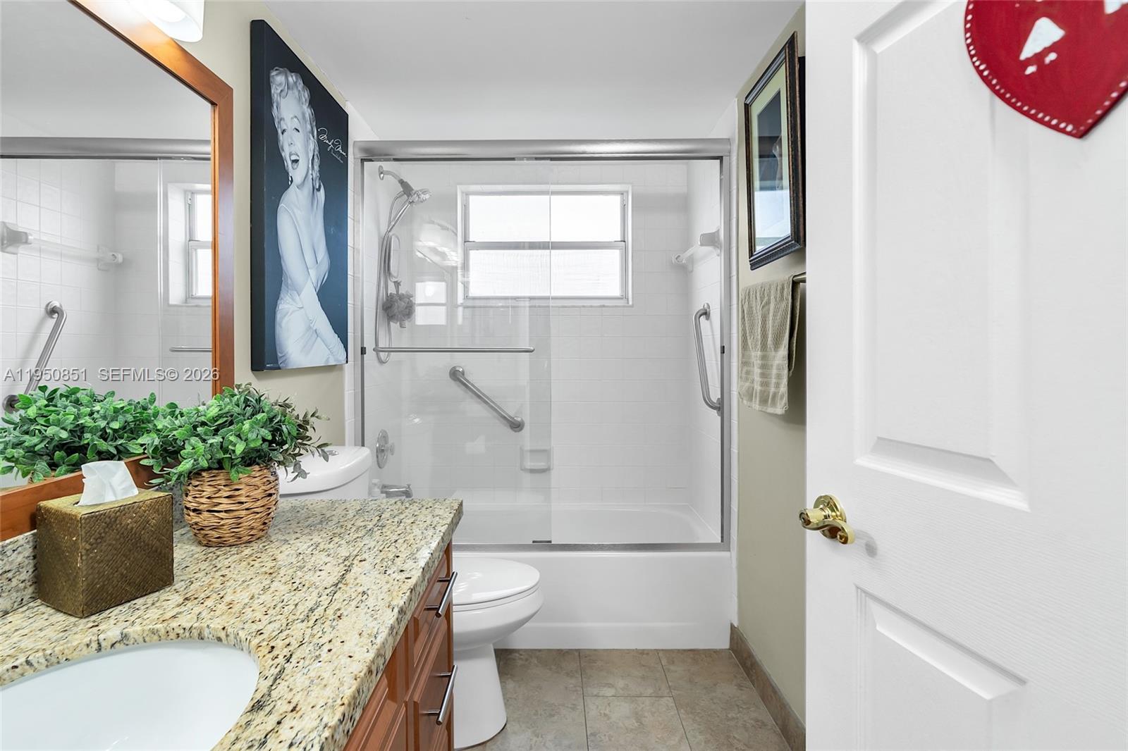 SUNRISE LAKES 190 CONDO - Residential