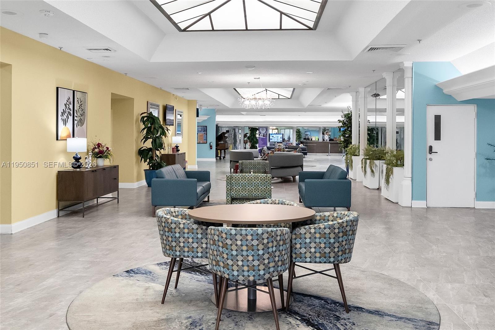 SUNRISE LAKES 190 CONDO - Residential