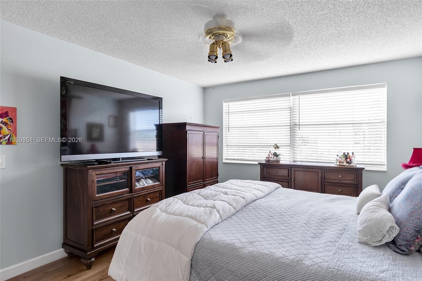 SUNRISE LAKES 190 CONDO - Residential