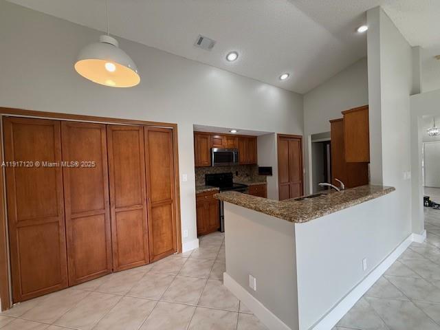 Cross Creek 1 - Residential