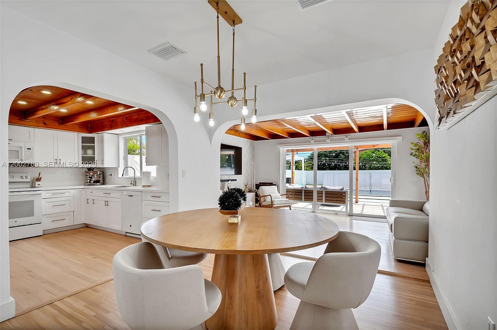 COLLINGWOOD - Residential Lease