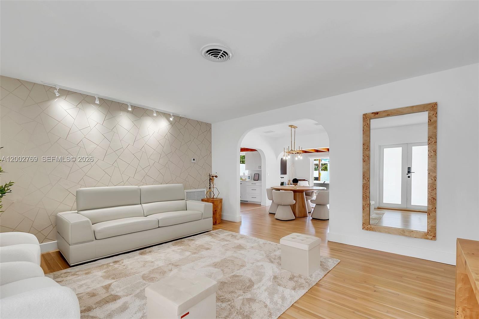 COLLINGWOOD - Residential Lease