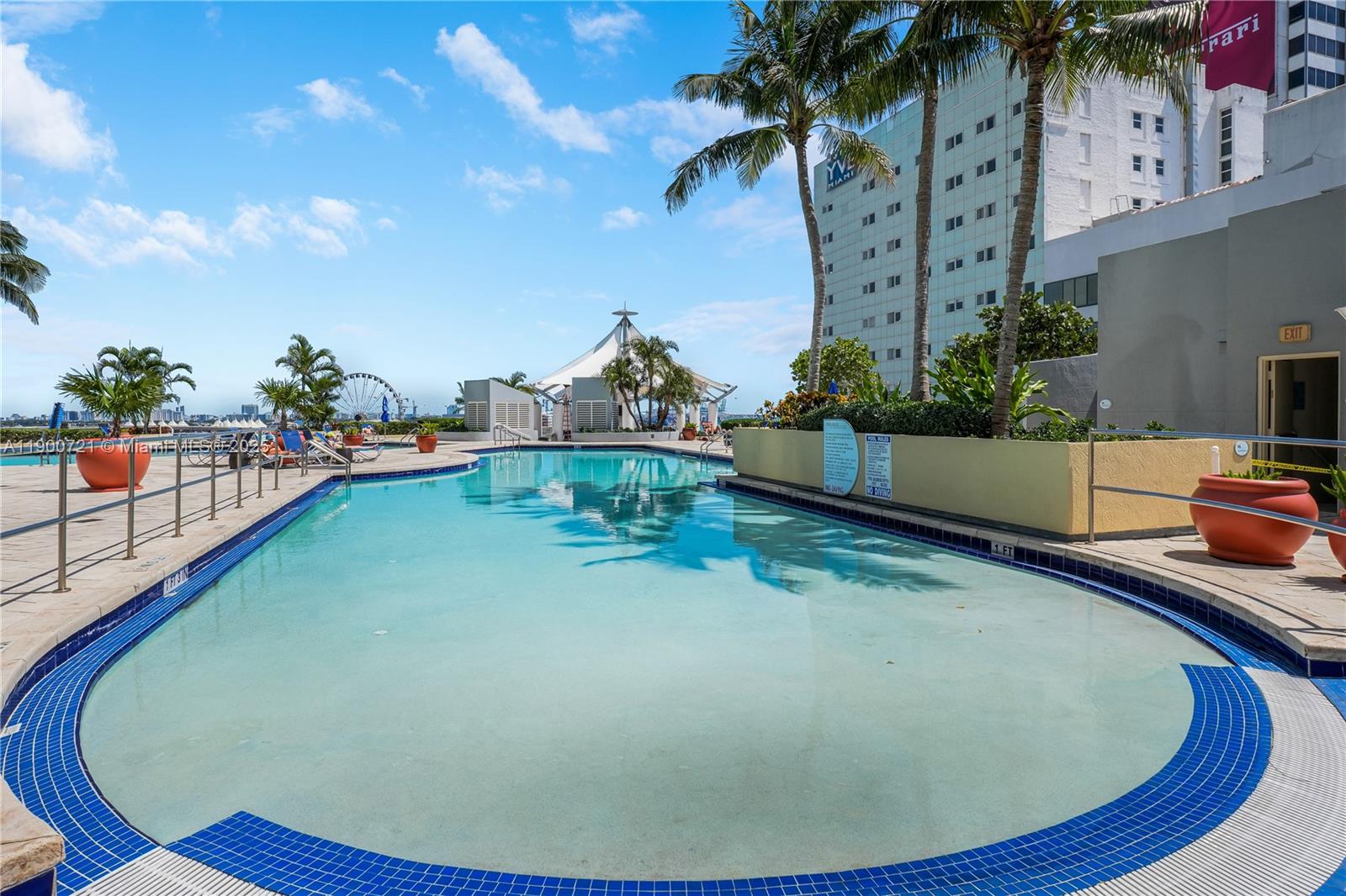 VIZCAYNE SOUTH CONDO - Residential