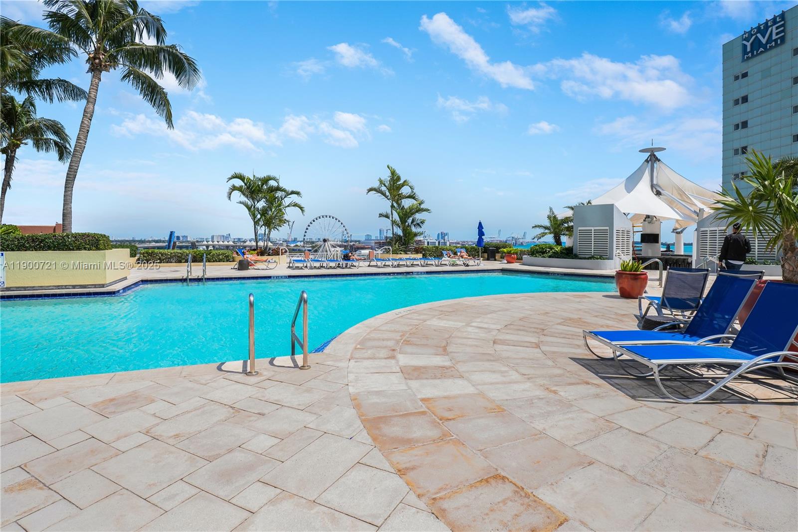 VIZCAYNE SOUTH CONDO - Residential
