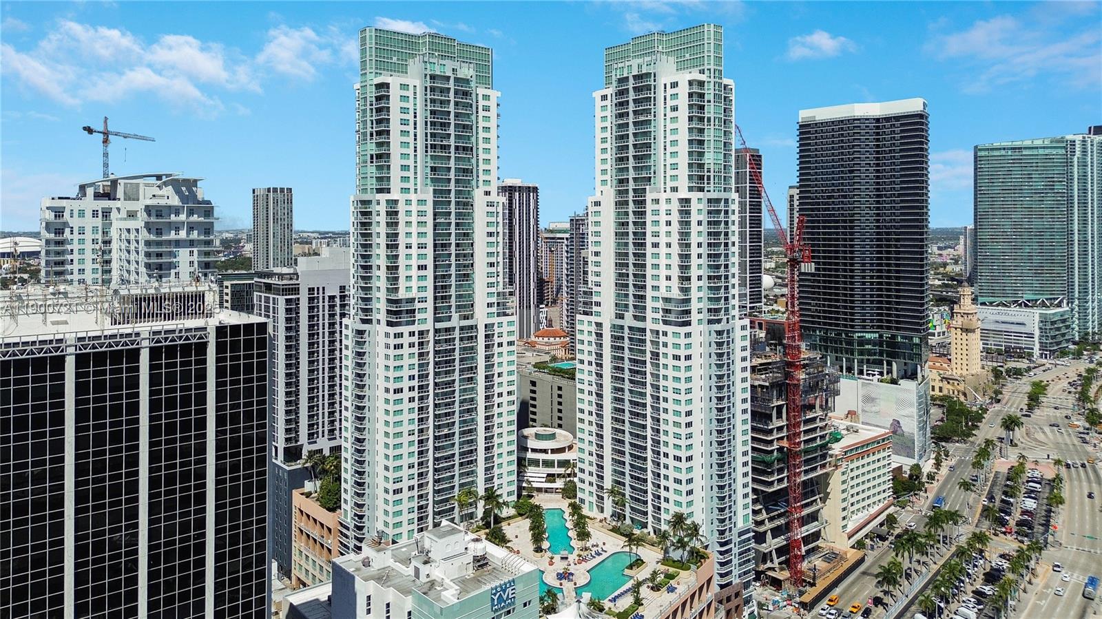 VIZCAYNE SOUTH CONDO - Residential