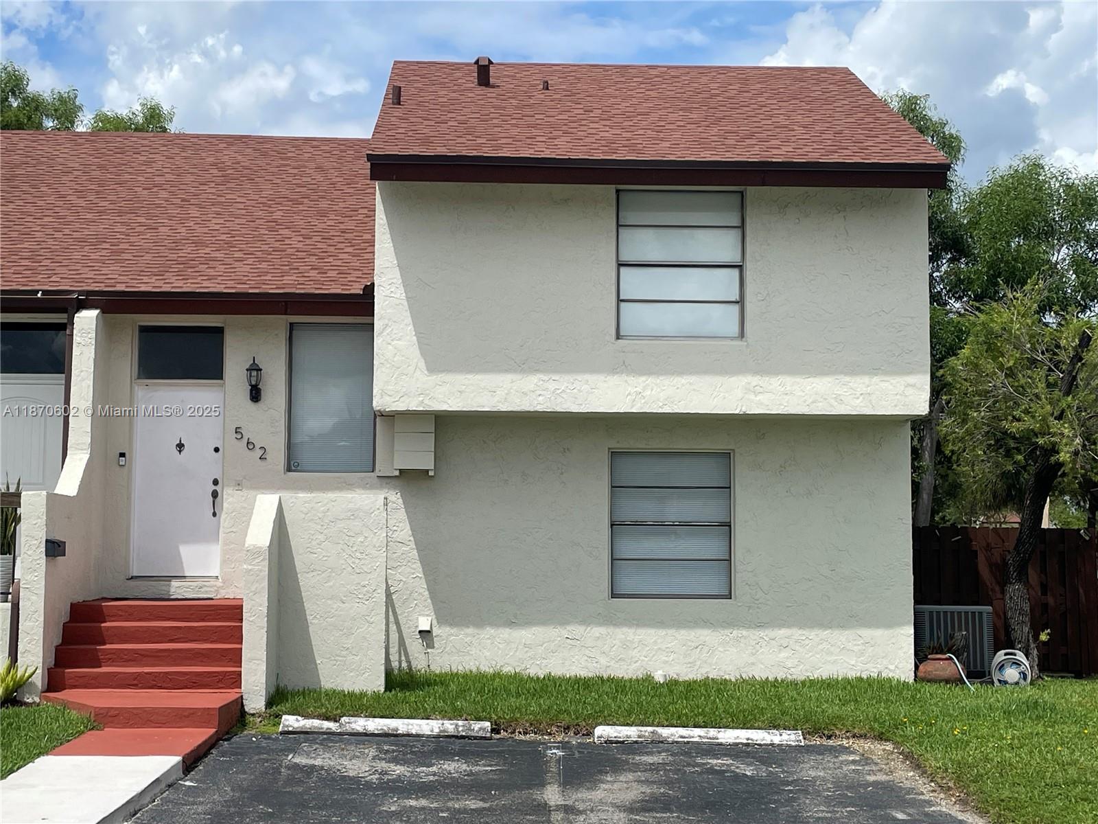 Beautiful townhouse, 3 bedrooms, 2 & 1/2 bathrooms, 2 pools, tennis court, play ground, new patio facing a pond on the back of the property (trex composite decking board) new roof, 40 Year Recertification, security from 6 pm to 6 am.
Close to all malls Dolphin, International and Mall of the Americas, minutes away to the turnpike, 826 and 836.
For showing, call or text listing agent.