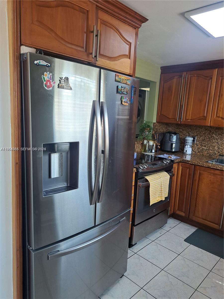 SANS SOUCI CONDO - Residential