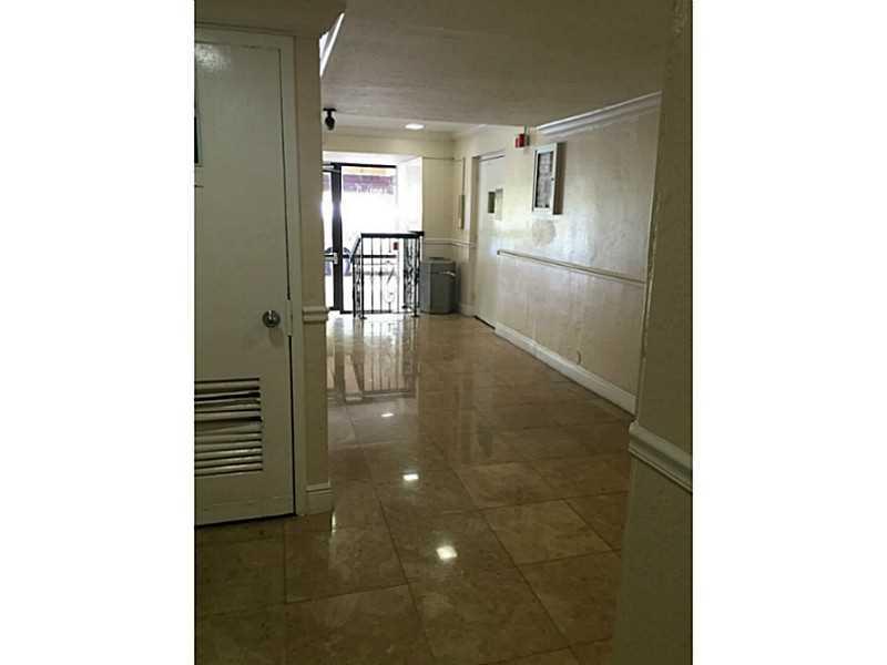 BAYVIEW PALMS CONDO - Residential Lease