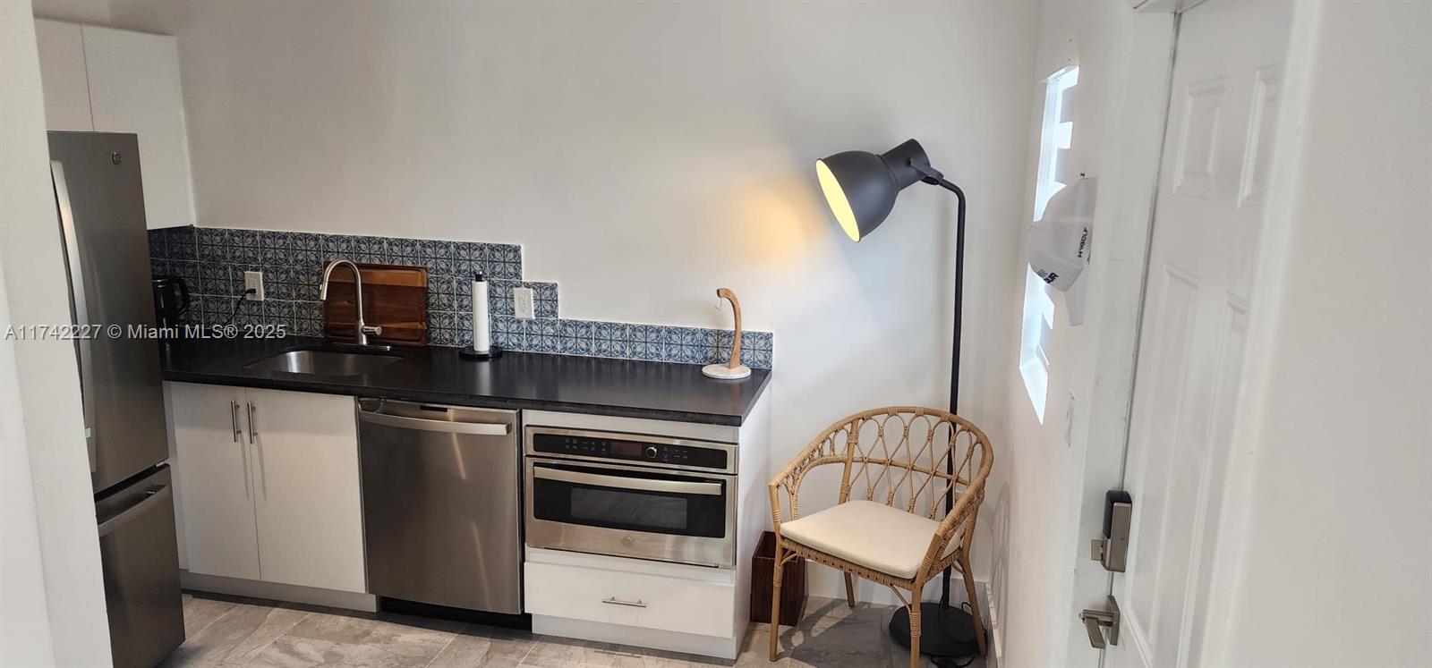 Rental Property at Address Not Disclosed, Miami, Broward County, Florida - Bedrooms: 1 
Bathrooms: 1  - $2,000 MO.