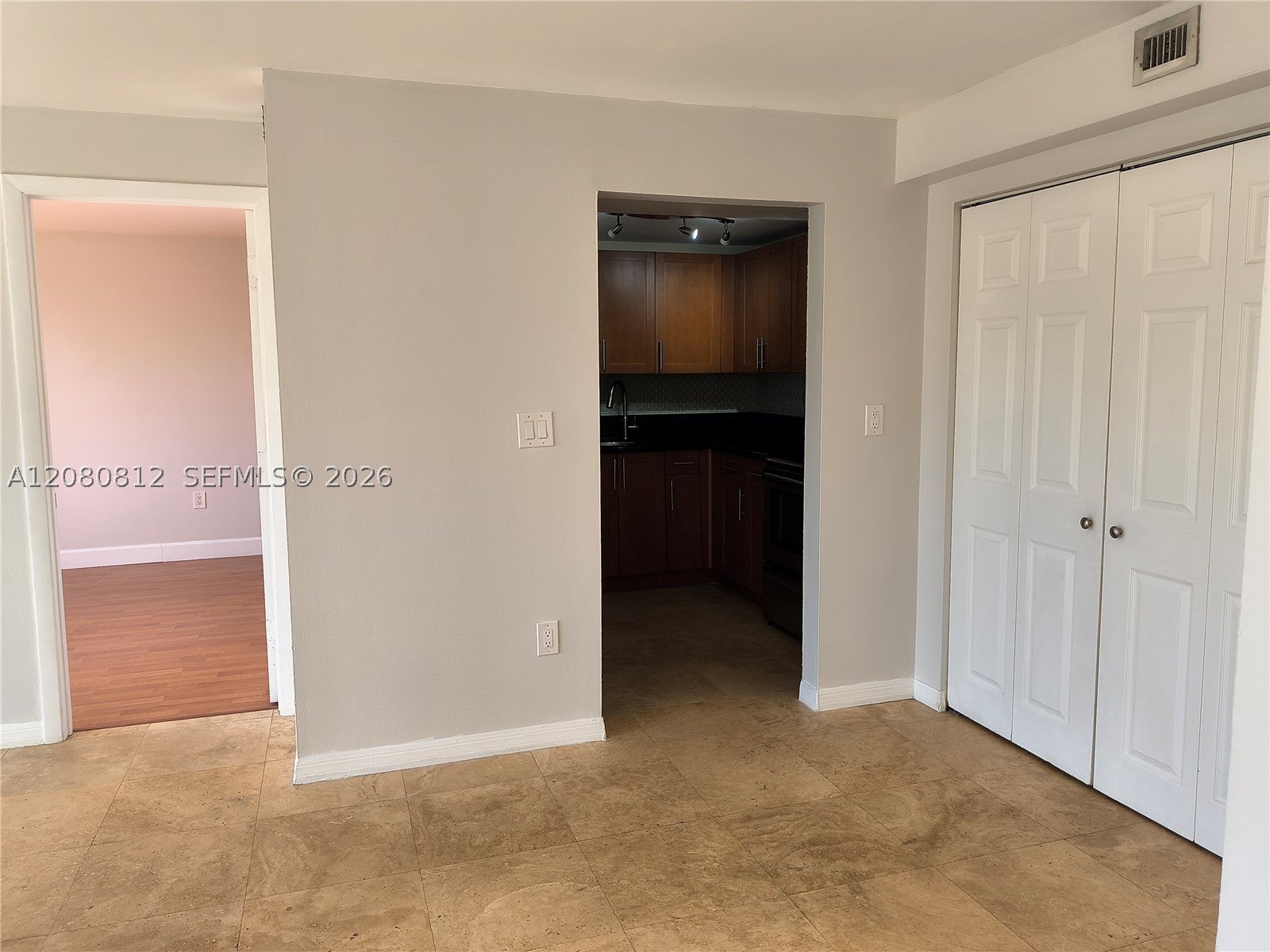 1740 NW N River Dr 120