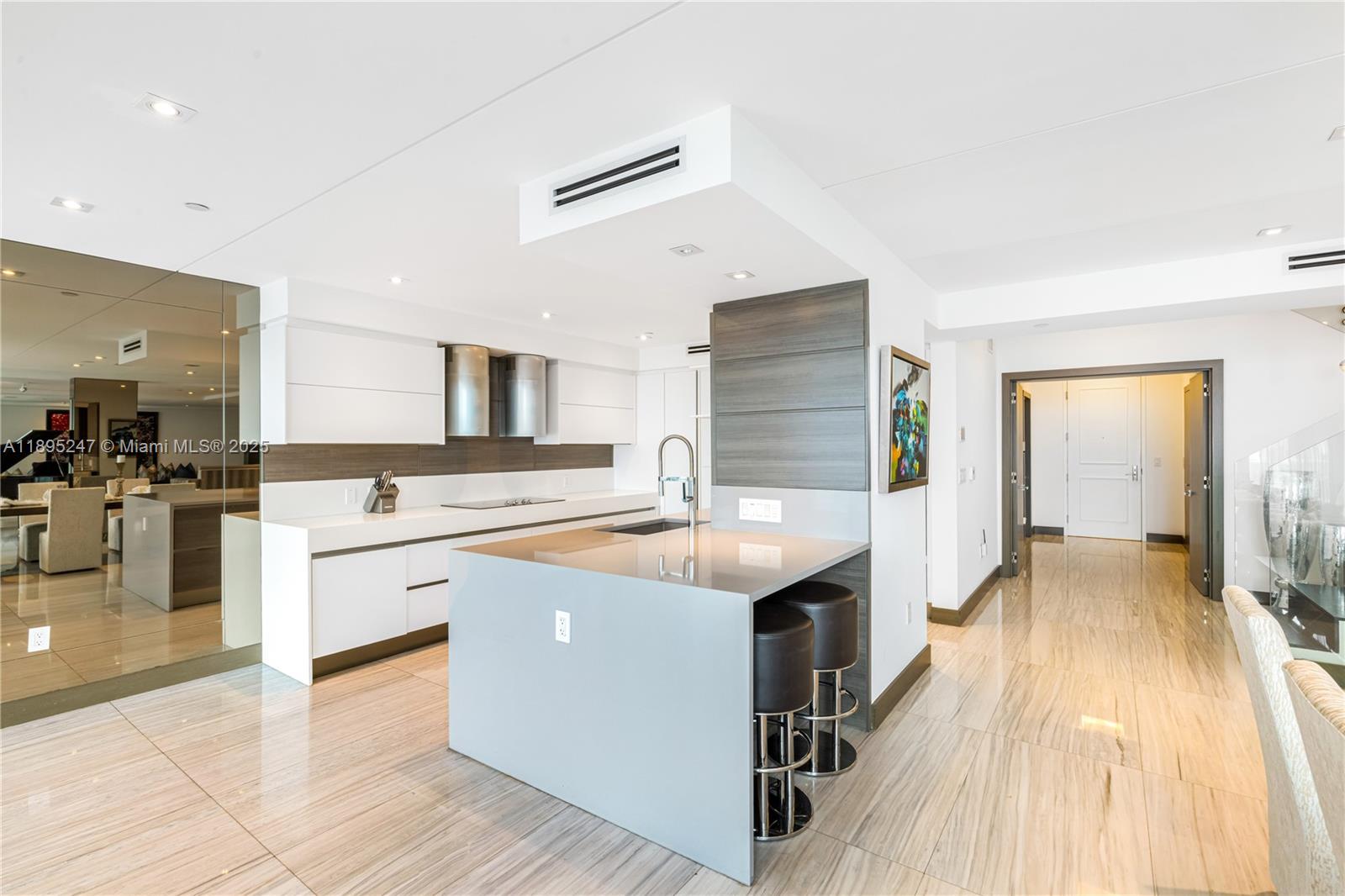 THE PENINSULA II CONDO - Residential