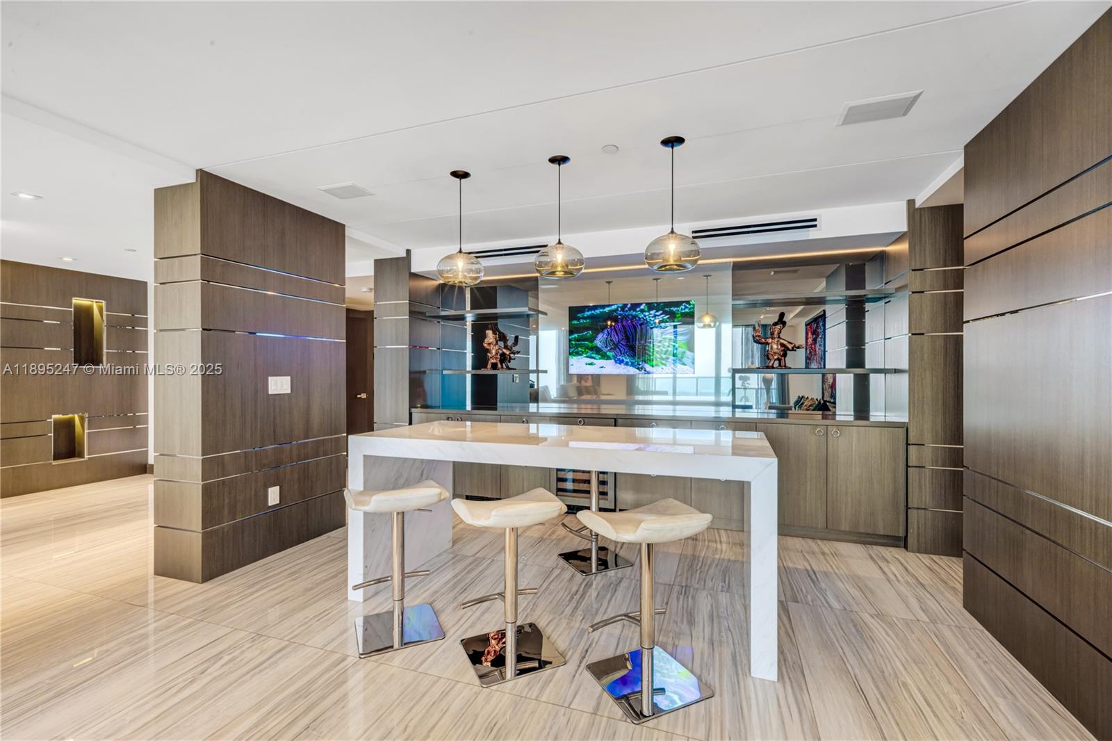 THE PENINSULA II CONDO - Residential