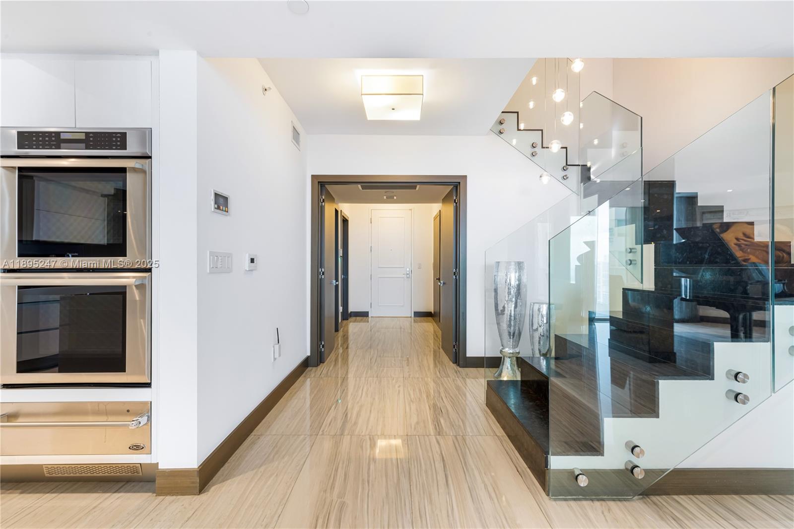 THE PENINSULA II CONDO - Residential