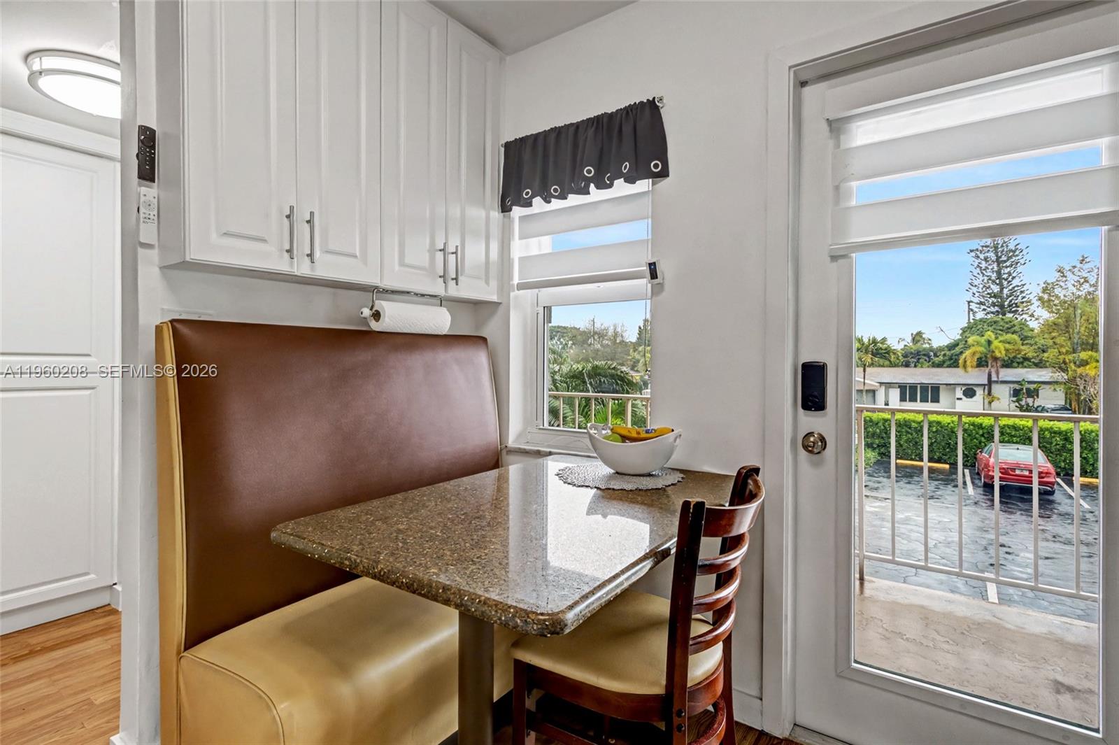 HILLCREST COUNTRY CLUB AP - Residential