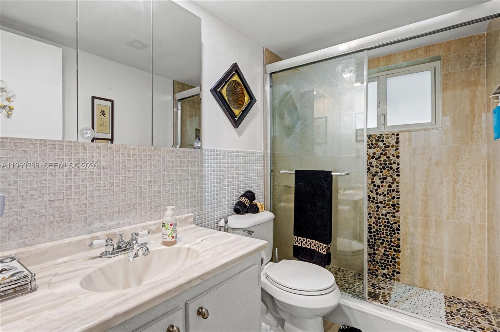 HILLCREST COUNTRY CLUB AP - Residential