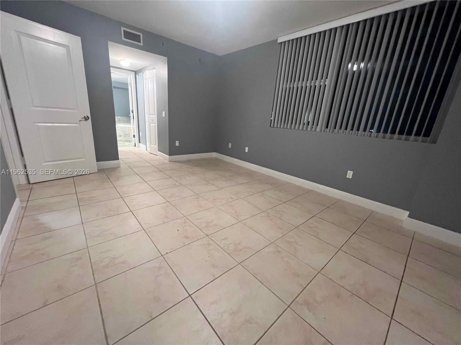 TAO SAWGRASS CONDOMINIUM - Residential