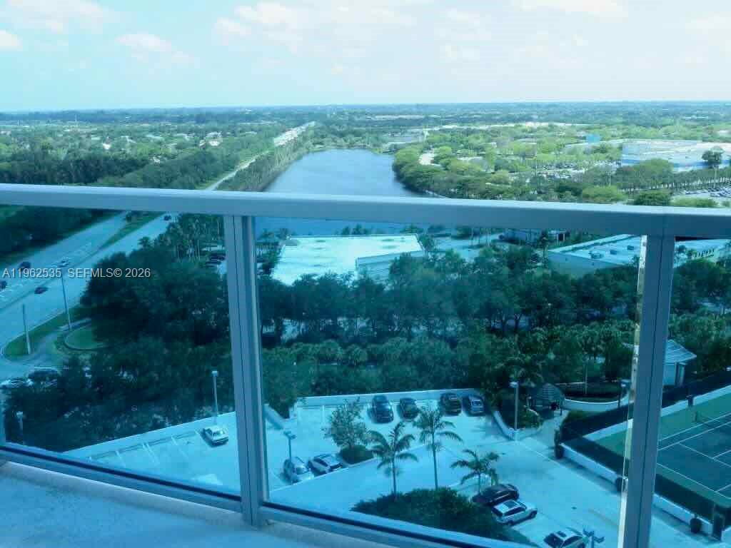 TAO SAWGRASS CONDOMINIUM - Residential