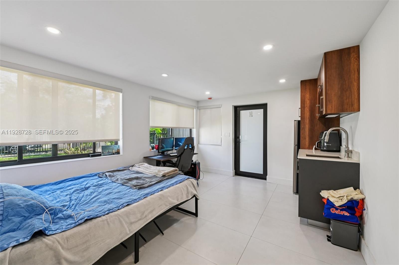 TRAIL GRANADA ADDN - Residential Lease