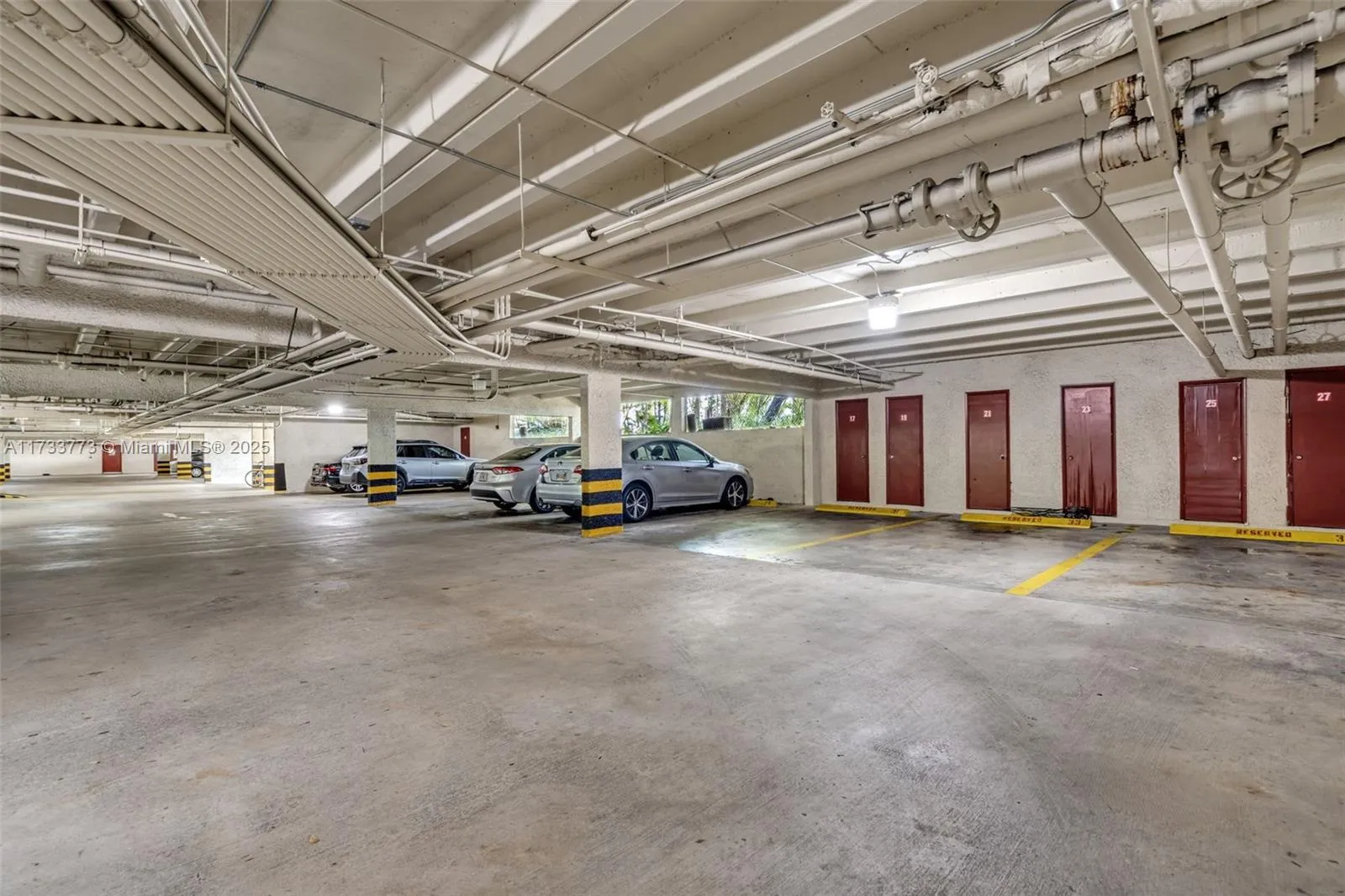 Coral Gables, Florida 33146, United States, 1 Bedroom Bedrooms, ,1 BathroomBathrooms,Residential,Pending,12709