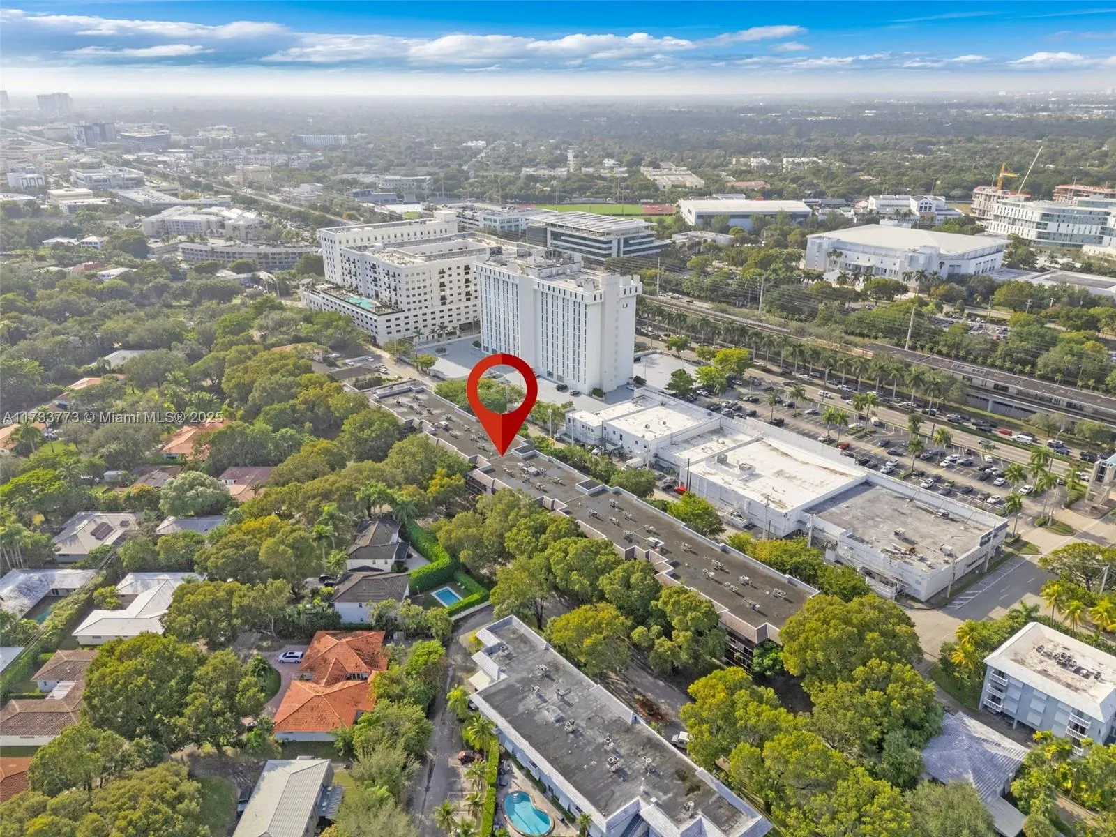 Coral Gables, Florida 33146, United States, 1 Bedroom Bedrooms, ,1 BathroomBathrooms,Residential,Pending,12709