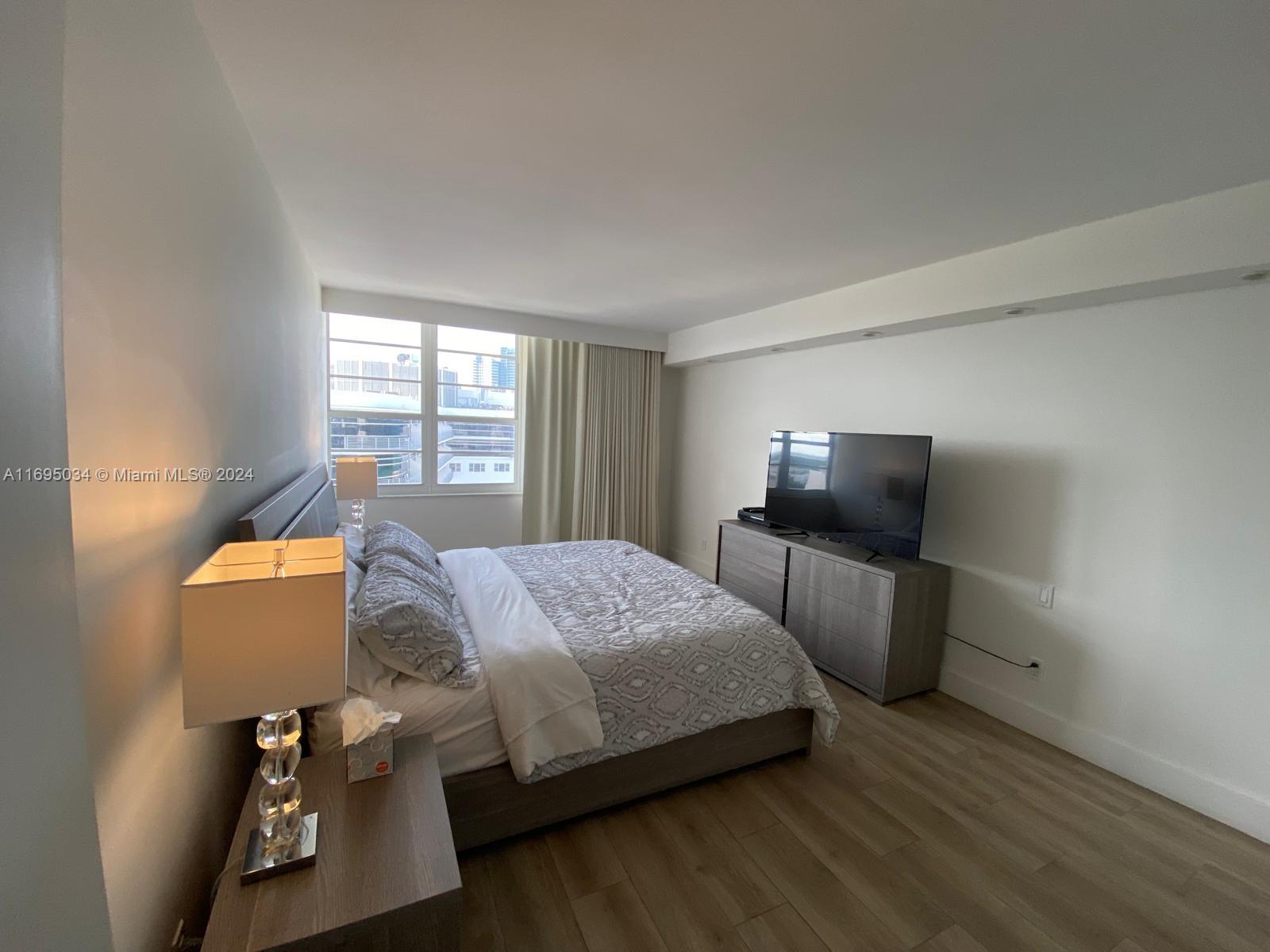 THE DECOPLAGE CONDO - Residential