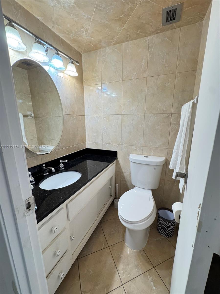 ARLEN HOUSE CONDO - Residential