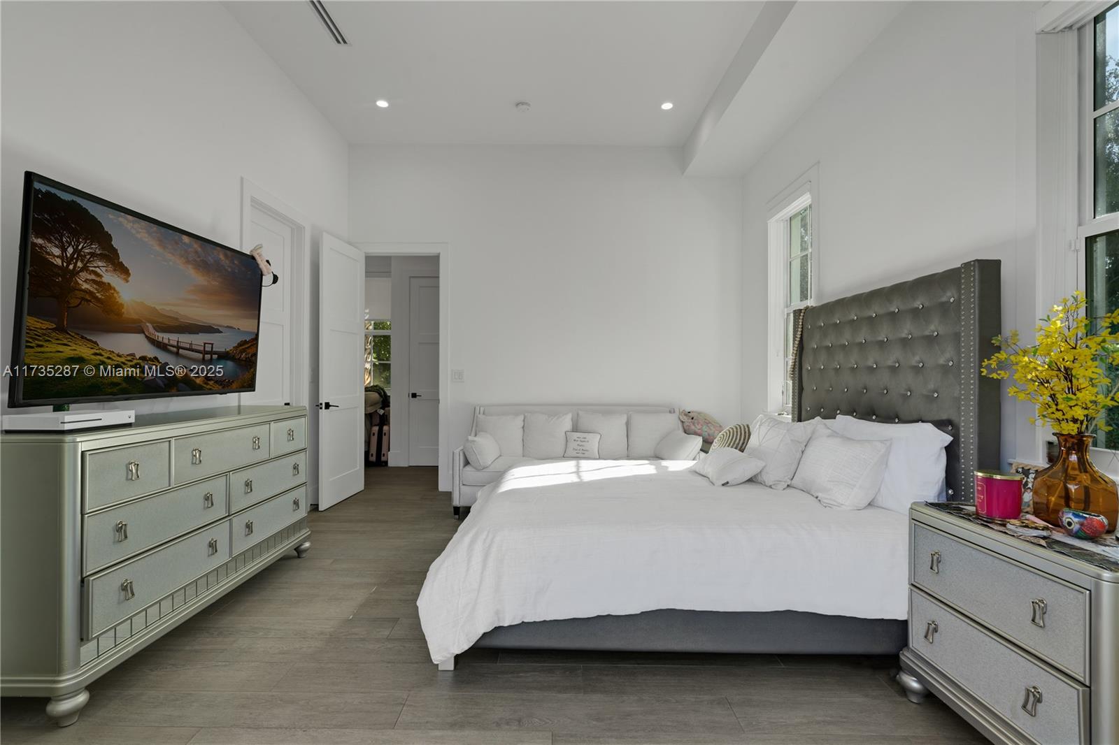 HAWLEY HEIGHTS - Residential