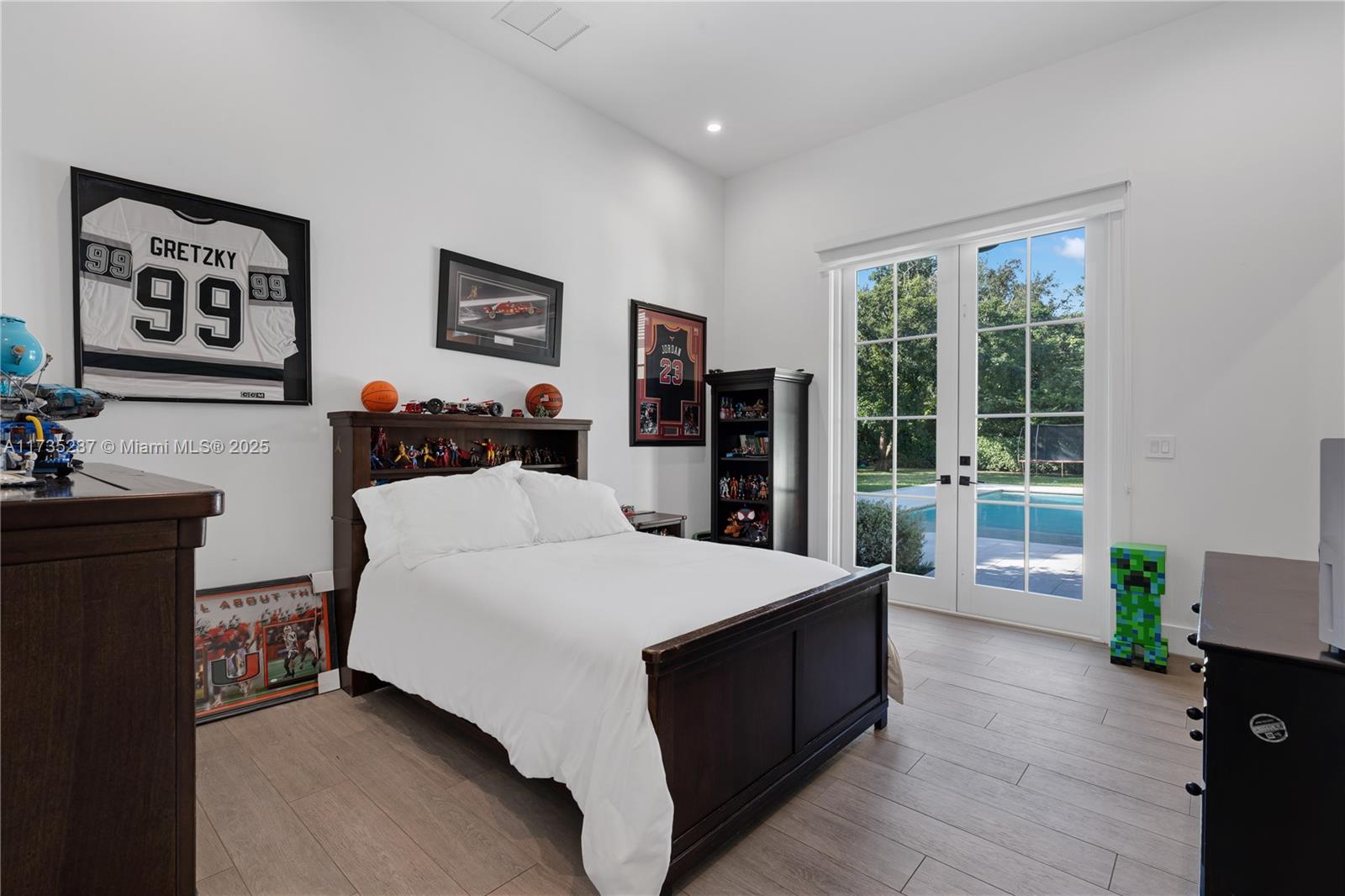 HAWLEY HEIGHTS - Residential
