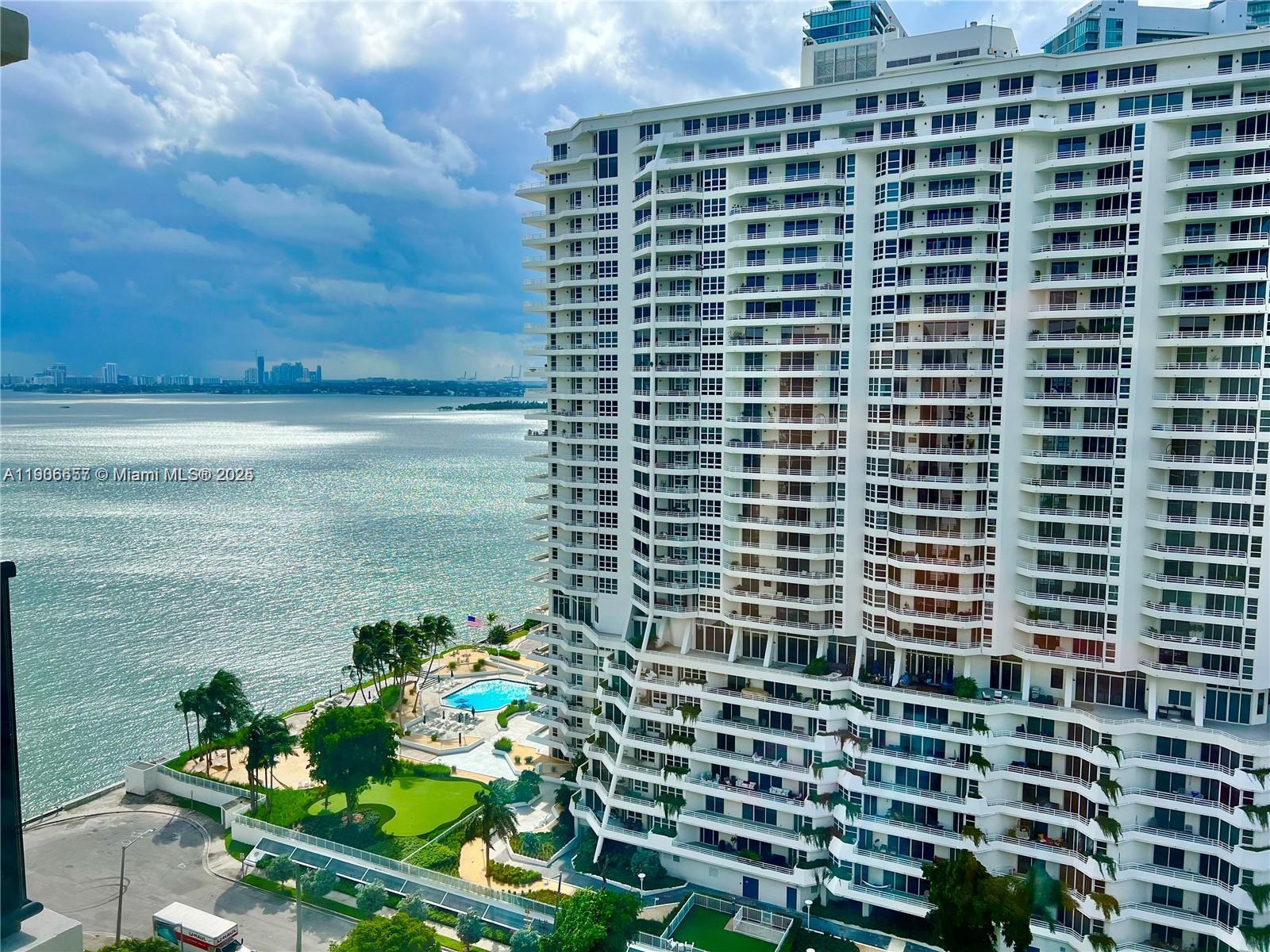 CHARTER CLUB CONDO - Residential Lease