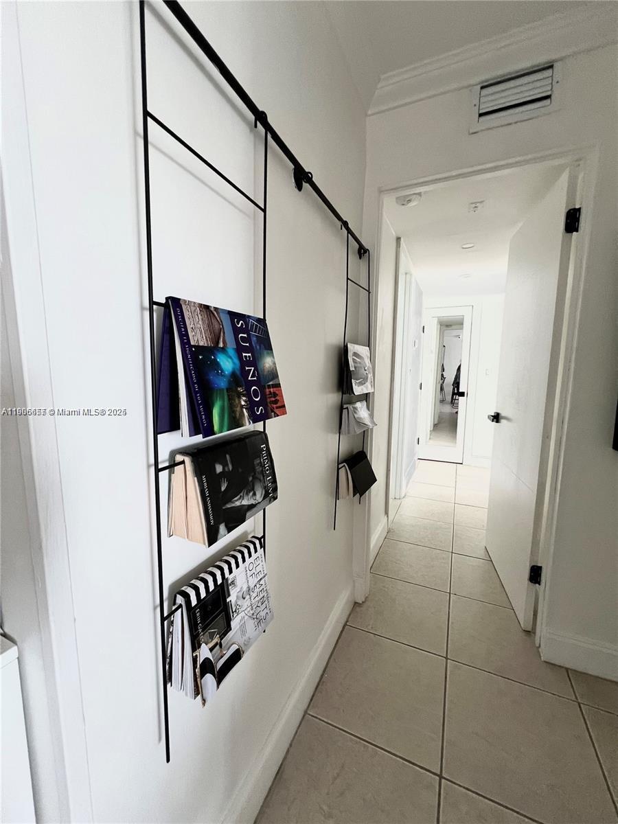 CHARTER CLUB CONDO - Residential Lease