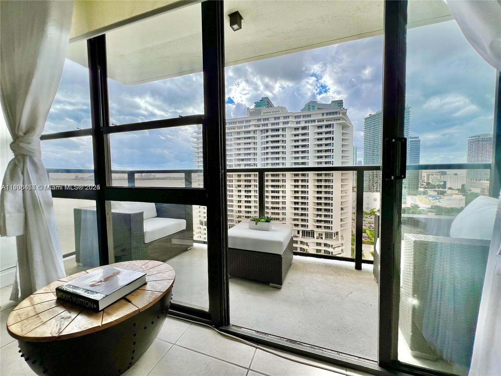 CHARTER CLUB CONDO - Residential Lease