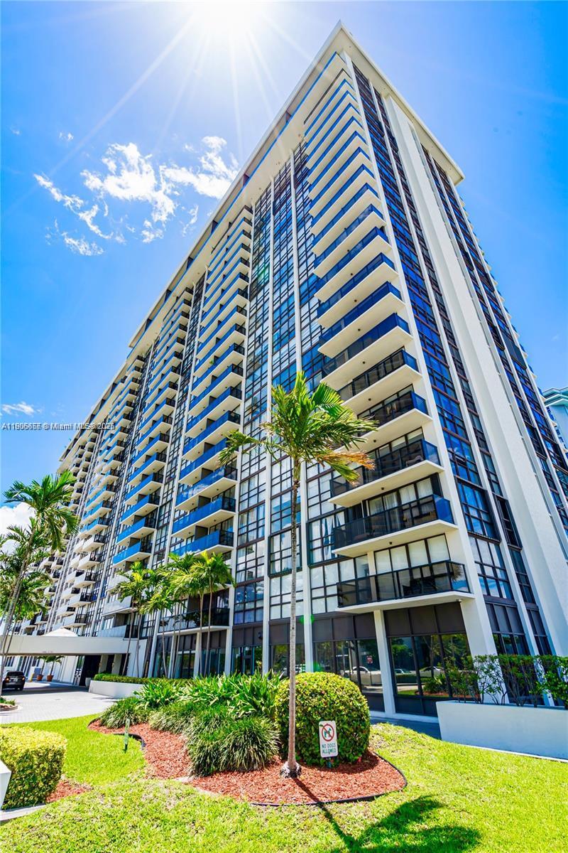 CHARTER CLUB CONDO - Residential Lease