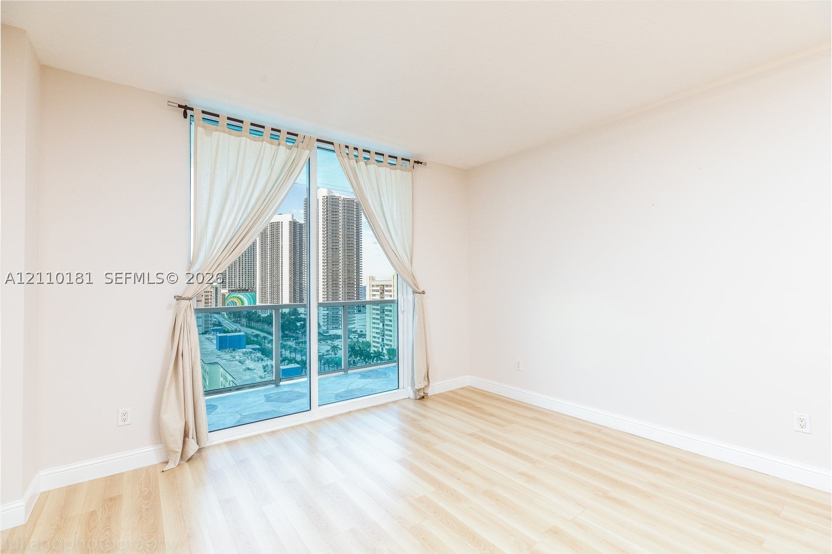 1945 S Ocean Dr 1610