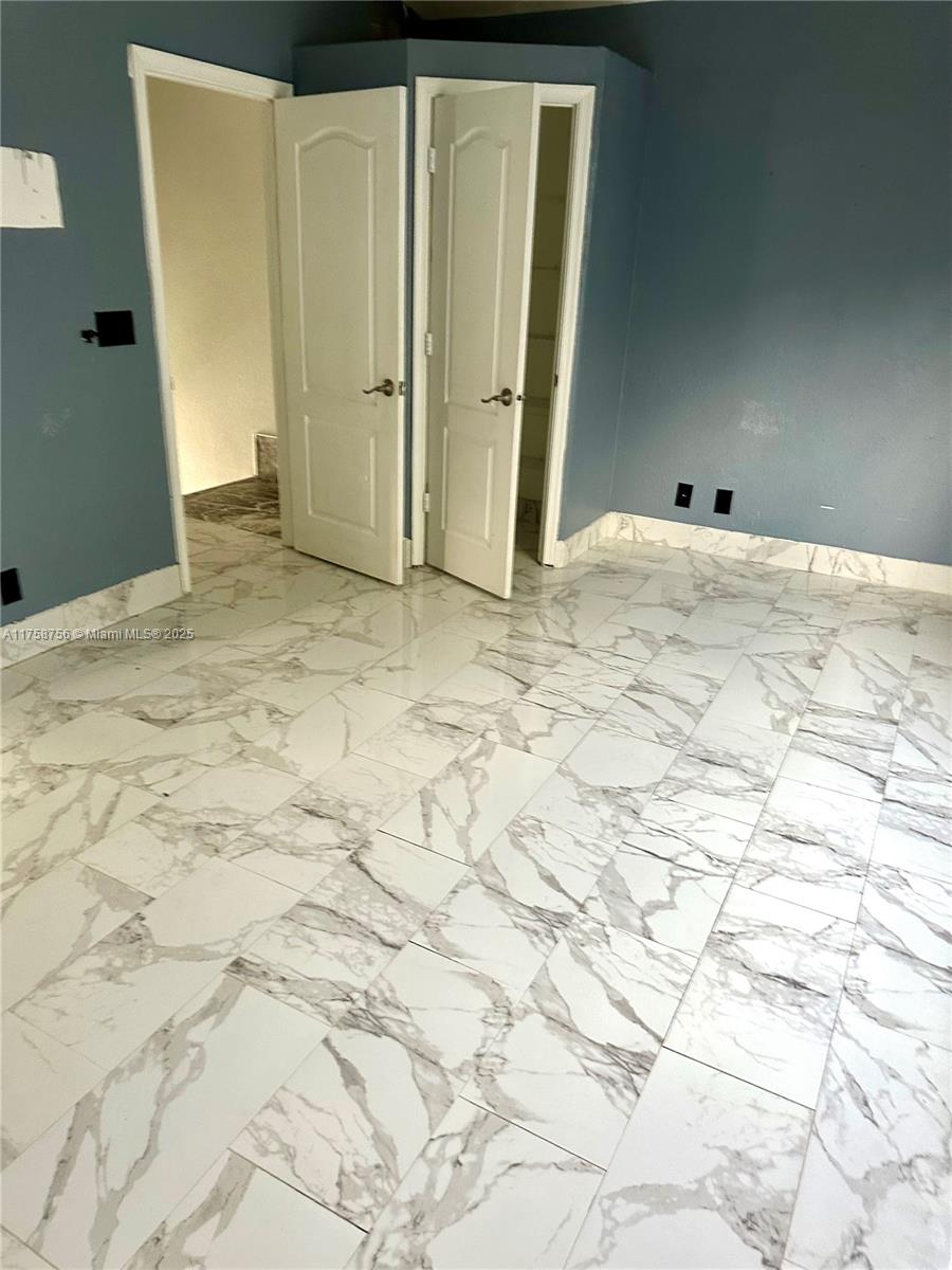 KENWOOD - Residential