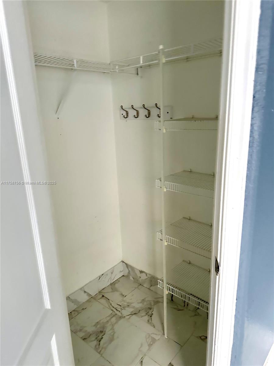 KENWOOD - Residential