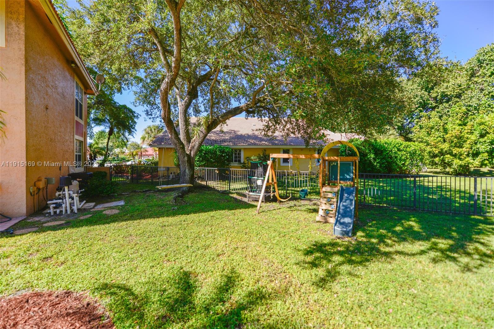 EAGLE POINT - Residential