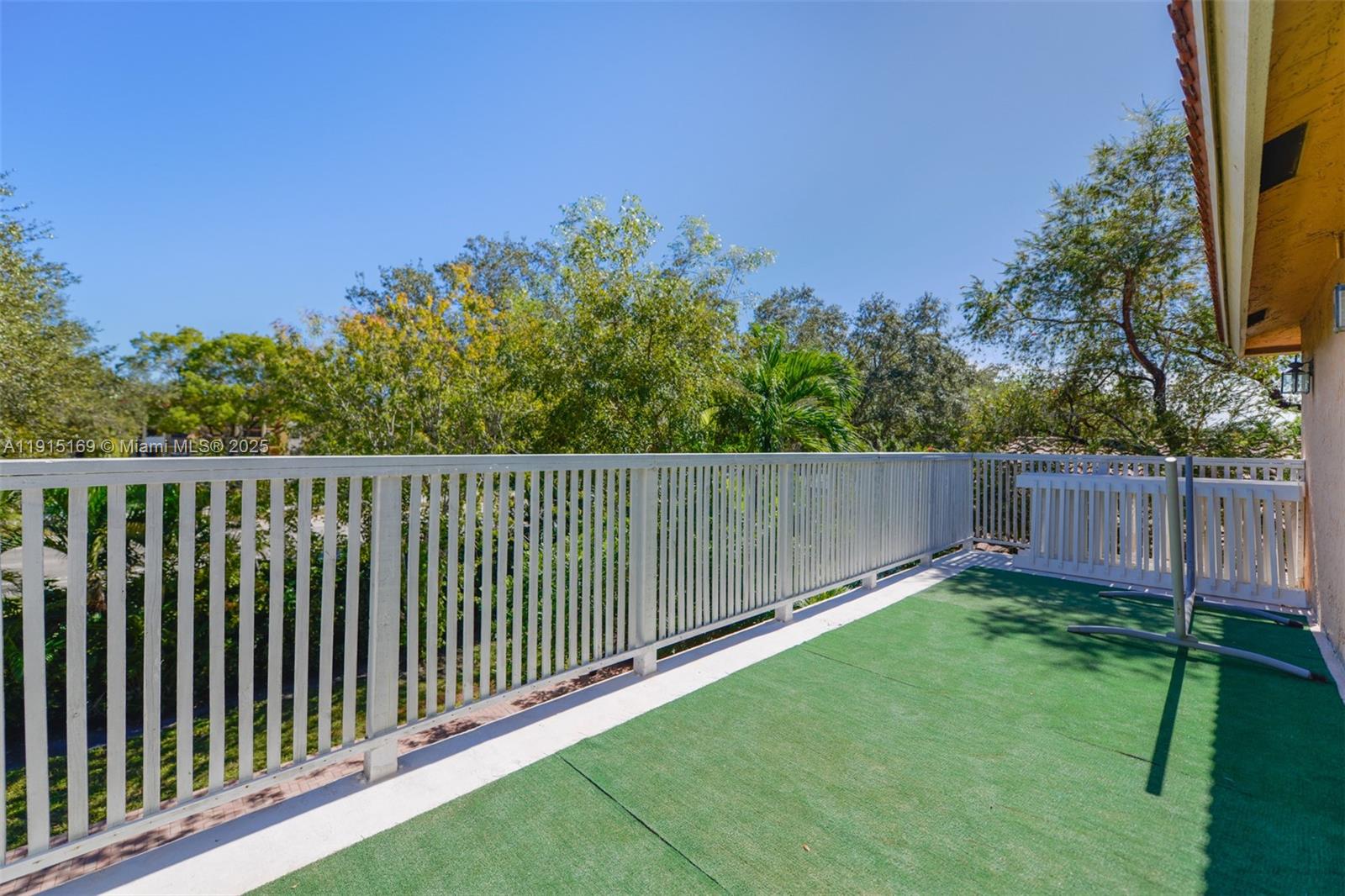 EAGLE POINT - Residential