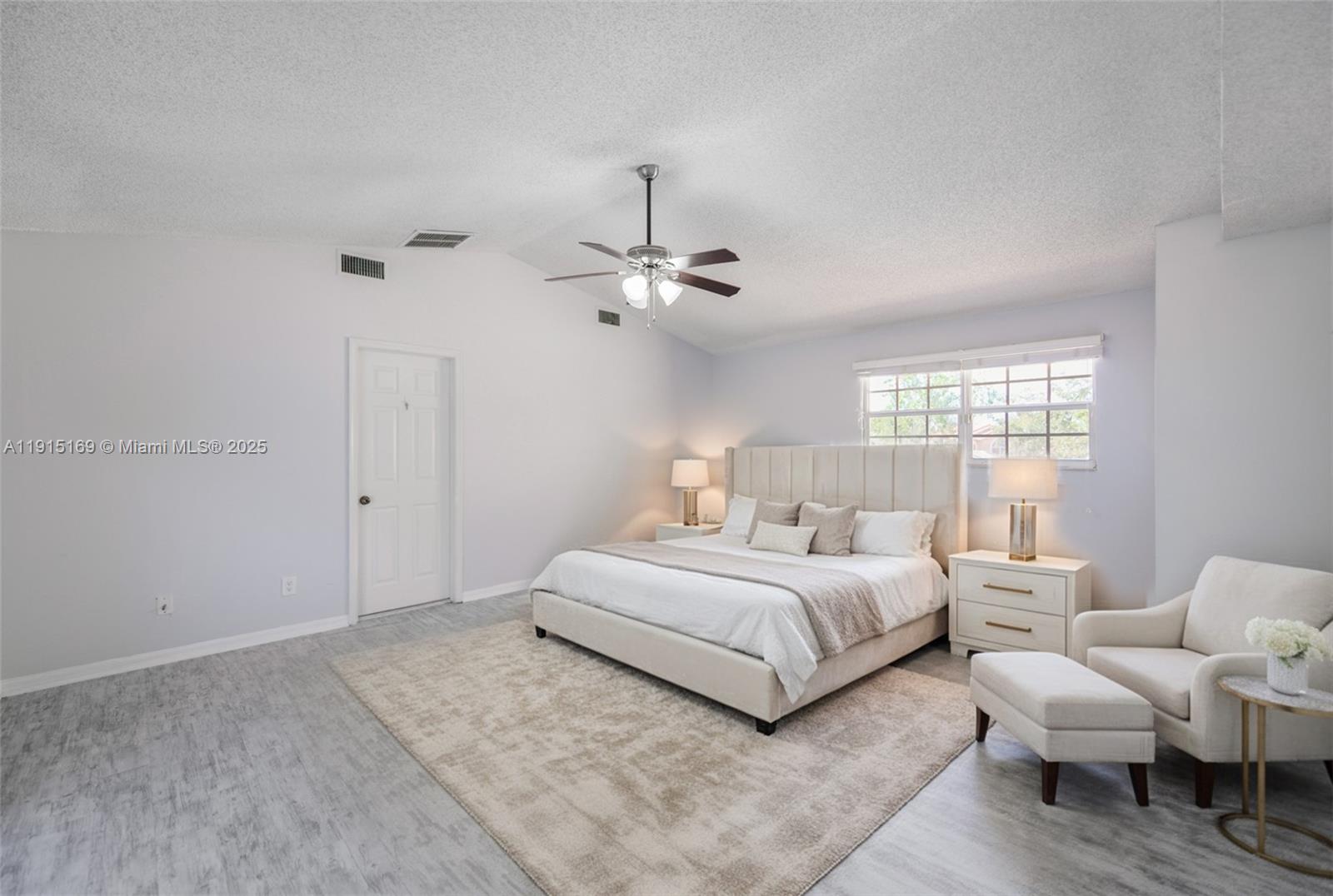 EAGLE POINT - Residential